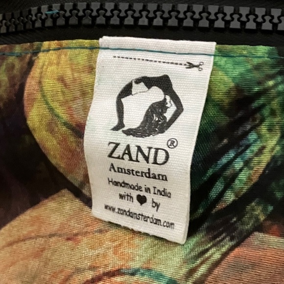 Elegant Green Floral Mini Skirt reversible - Picture 2 of 10